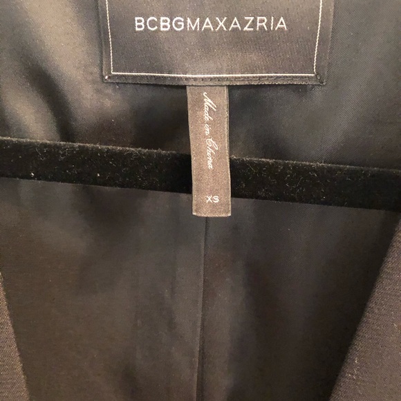 BCBGMAXAZRIA Eddie Vest - Picture 8 of 8